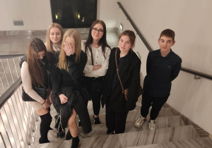 Uczniowie na spektaklu w Teatrze Wielkim