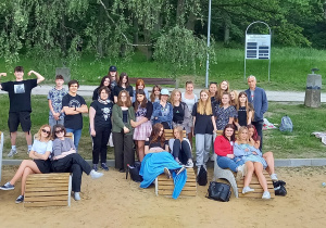 klasa 1SA na plaży w Arturówku